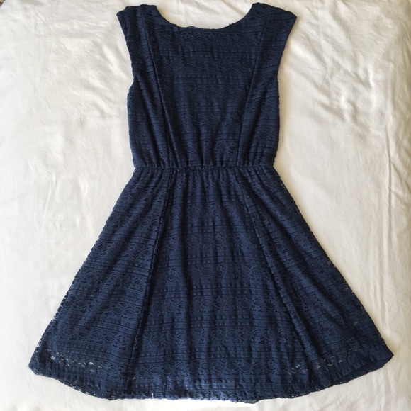 Three Pink Hearts Lace Dress - Picture 2 of 5